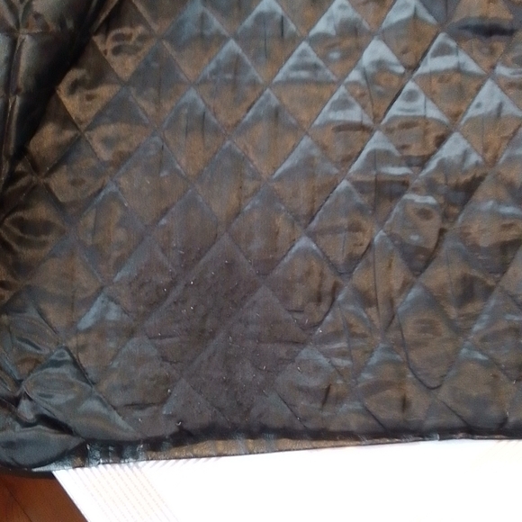 Mississauga Braves Leather Jacket - Picture 10 of 12